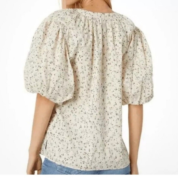 NWT Vince Camuto Blouse Women's Sz S Gold Detail Raglan Puff Sleeve - Picture 2 of 9